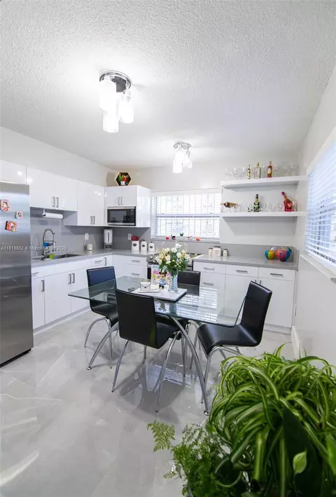 Kitchen - 380 E 35th St #2110, Hialeah, FL 33013 photo 2 of 2