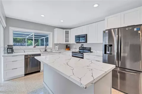 Kitchen - 6736 Orchid Dr, Miami Lakes, FL 33014 photo 2 of 5