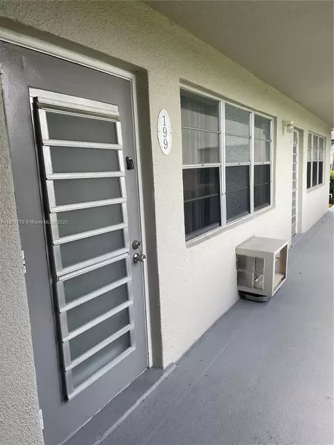 Undisclosed, Deerfield Beach, FL 33442