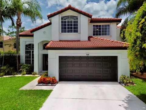 535 SW 181st Way, Pembroke Pines, FL 33029