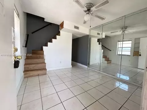 515 SW 3rd St #12, Miami, FL 33130