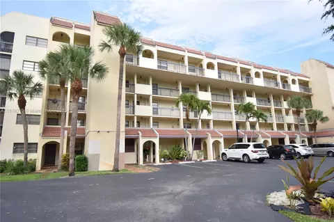 3650 Environ Blvd #103, Lauderhill, FL 33319