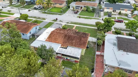 1150 W 69th Pl, Hialeah, FL 33014 photo 41