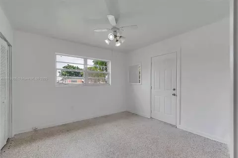 1150 W 69th Pl, Hialeah, FL 33014 photo 18