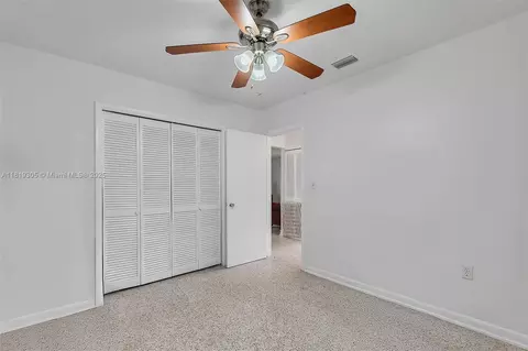 1150 W 69th Pl, Hialeah, FL 33014 photo 16