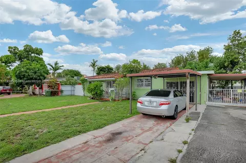 1150 W 69th Pl, Hialeah, FL 33014 photo 4