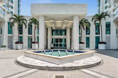 3131 NE 188 Th #2-707, Aventura, FL 33180