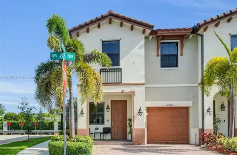 10380 NW 88th Ter, Doral, FL 33178