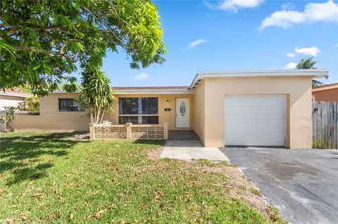 7816 Juniper St, Miramar, FL 33023