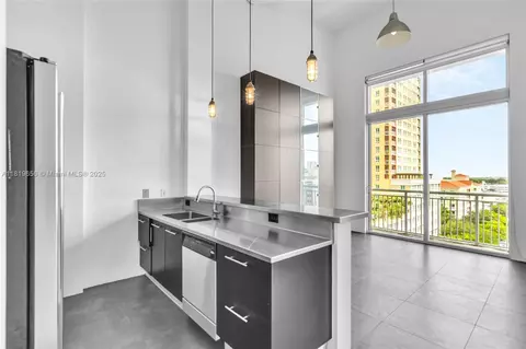 9055 SW 73rd Ct #703, Miami, FL 33156