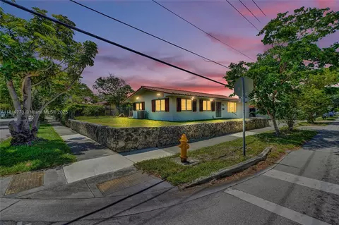 100 NW 23rd Ave, Miami, FL 33125
