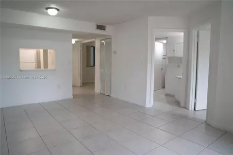 8365 SW 152nd Ave #C-104, Miami, FL 33193