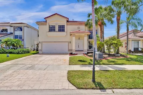 164 Granada Ave, Weston, FL 33326