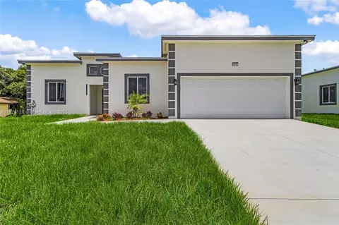 3512 2nd St W, Lehigh Acres, FL 33971