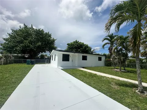 10411 SW 151st Ter, Miami, FL 33176