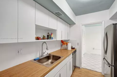 260 Sunrise Dr #E, Key Biscayne, FL 33149 photo 10
