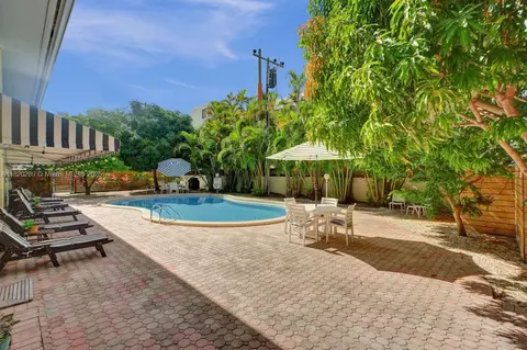 260 Sunrise Dr #E, Key Biscayne, FL 33149 photo 24