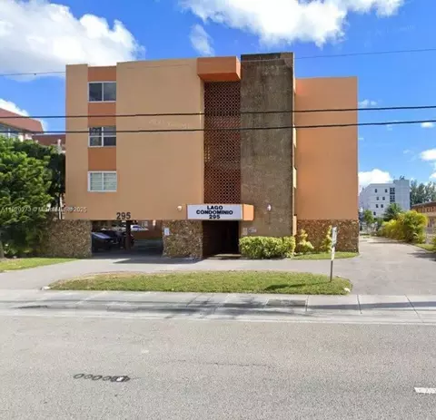 295 NW 72nd Ave #412, Miami, FL 33126