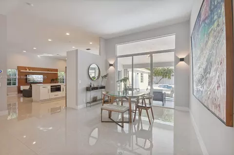 803 Heritage Dr, Weston, FL 33326
