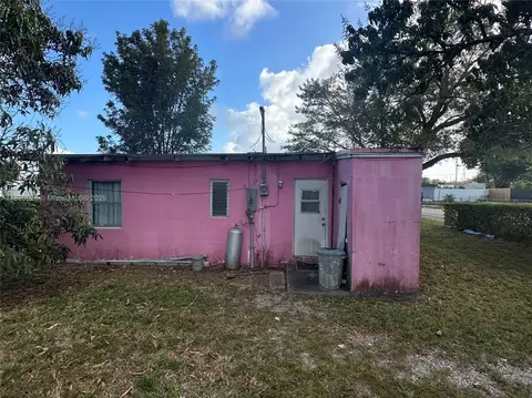 2575 NW 155th Ter, Miami Gardens, FL 33054 photo 3