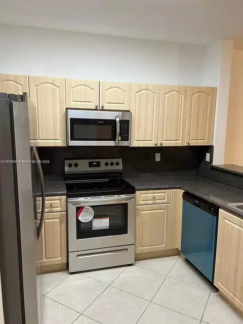 2758 SE 17th Ave #102, Homestead, FL 33035