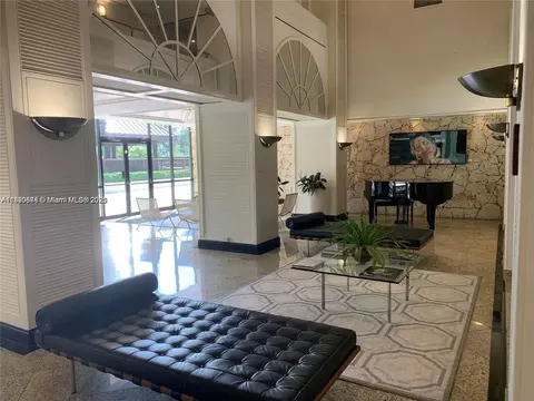 780 NE 69th St #1507, Miami, FL 33138