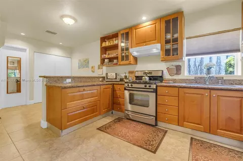 1521 Funston St, Hollywood, FL 33020