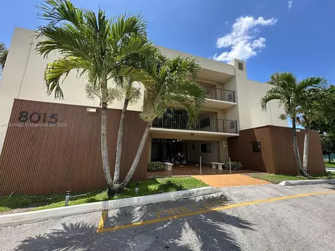 8015 SW 107th Ave #220, Miami, FL 33173