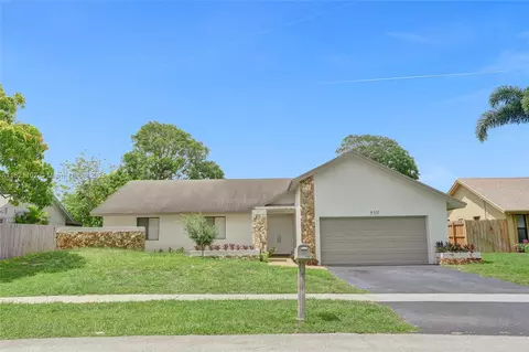8511 NW 51st Ct, Lauderhill, FL 33351