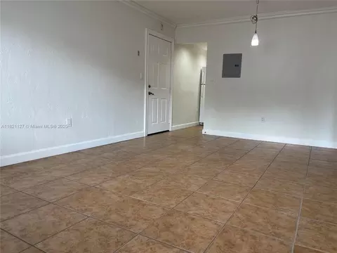 8603 SW 68th Ct #27, Pinecrest, FL 33156 photo 4