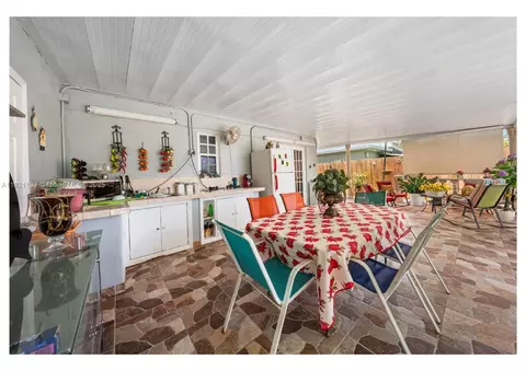 Other - 611 E 48th St, Hialeah, FL 33013 photo 4 of 4
