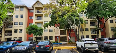 8120 Geneva Ct #449, Doral, FL 33166