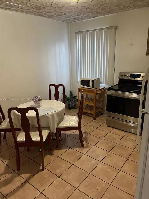 Other - 509 W 16 St, Hialeah, FL 33010 photo 4 of 5