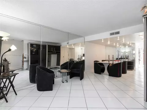 7787 SW 102nd Ln, Miami, FL 33156