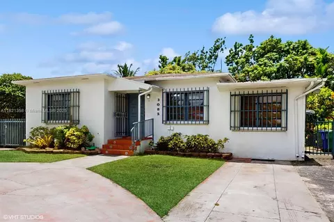 3082 NW 4th St, Miami, FL 33125