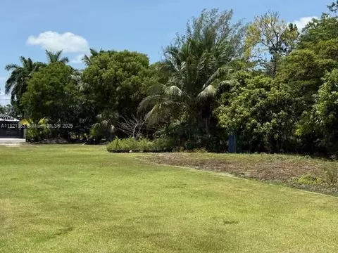 20051 SW 326 St, Homestead, FL 33030