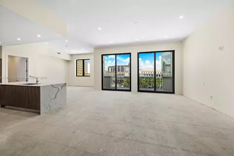275 Giralda Ave #6A-B, Coral Gables, FL 33134