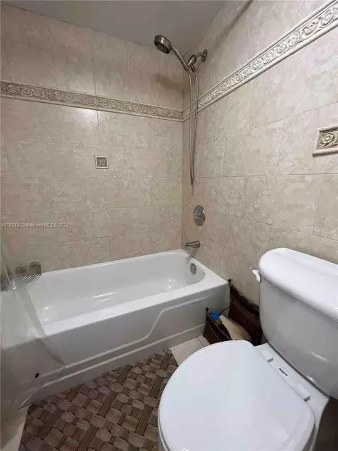 Bath - 9273 Collins Ave #706, Surfside, FL 33154 photo 1 of 2