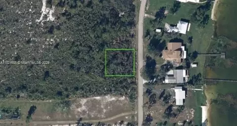 3860 Placid View Dr, Lake Placid, FL 33852