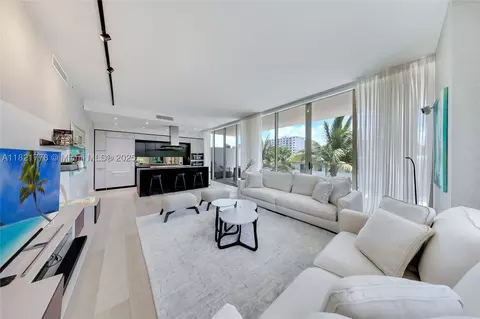 300 Collins Ave #3D, Miami Beach, FL 33139