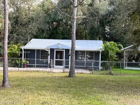Undisclosed, Fort Myers, FL 33905