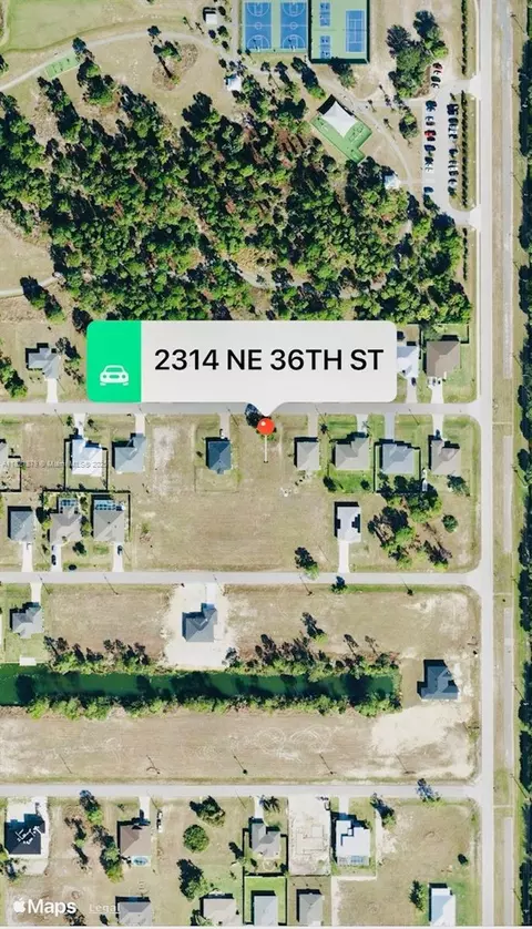 2314 NE 36th St, Cape Coral, FL 33909