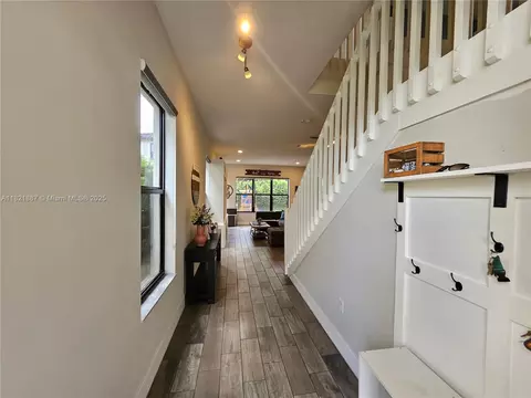 3238 W 96th Pl, Hialeah, FL 33018 photo 5