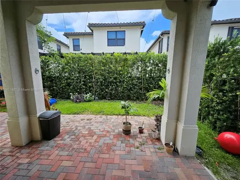 3238 W 96th Pl, Hialeah, FL 33018 photo 53