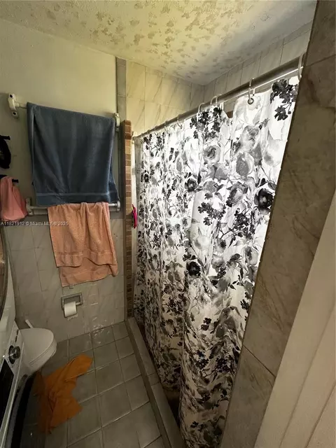Other - 7535 W 5th Ct, Hialeah, FL 33014 photo 3 of 5