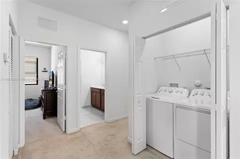 3557 W 94th Ter, Hialeah, FL 33018 photo 27