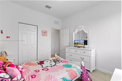 3557 W 94th Ter, Hialeah, FL 33018 photo 45