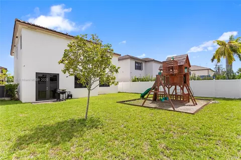 3557 W 94th Ter, Hialeah, FL 33018 photo 26