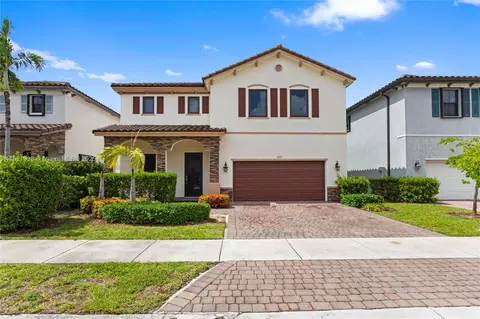3557 W 94th Ter, Hialeah, FL 33018