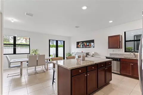3557 W 94th Ter, Hialeah, FL 33018 photo 16